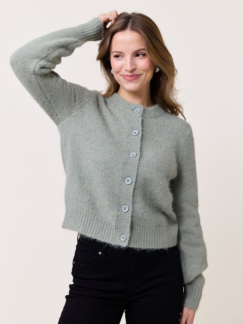 7511045 GJW 7511045_GJW-VAVITE-S25-Modell-Front_chn=match_7661_Kallie cardigan GJW_Kallie cardigan GJW 7511045.jpg_Front||Front