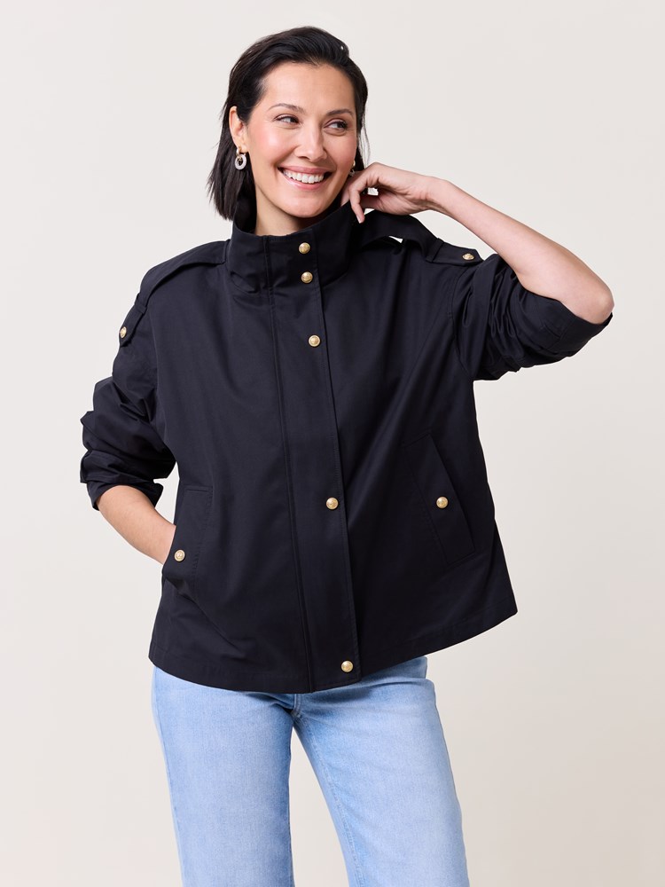 Otilia jakke 7511048_ID2-MARIEPHILIPPE-S25-Modell-Front_chn=match_2168_Otilia jakke ID2_Otilia jakke ID2 7511048.jpg_Front