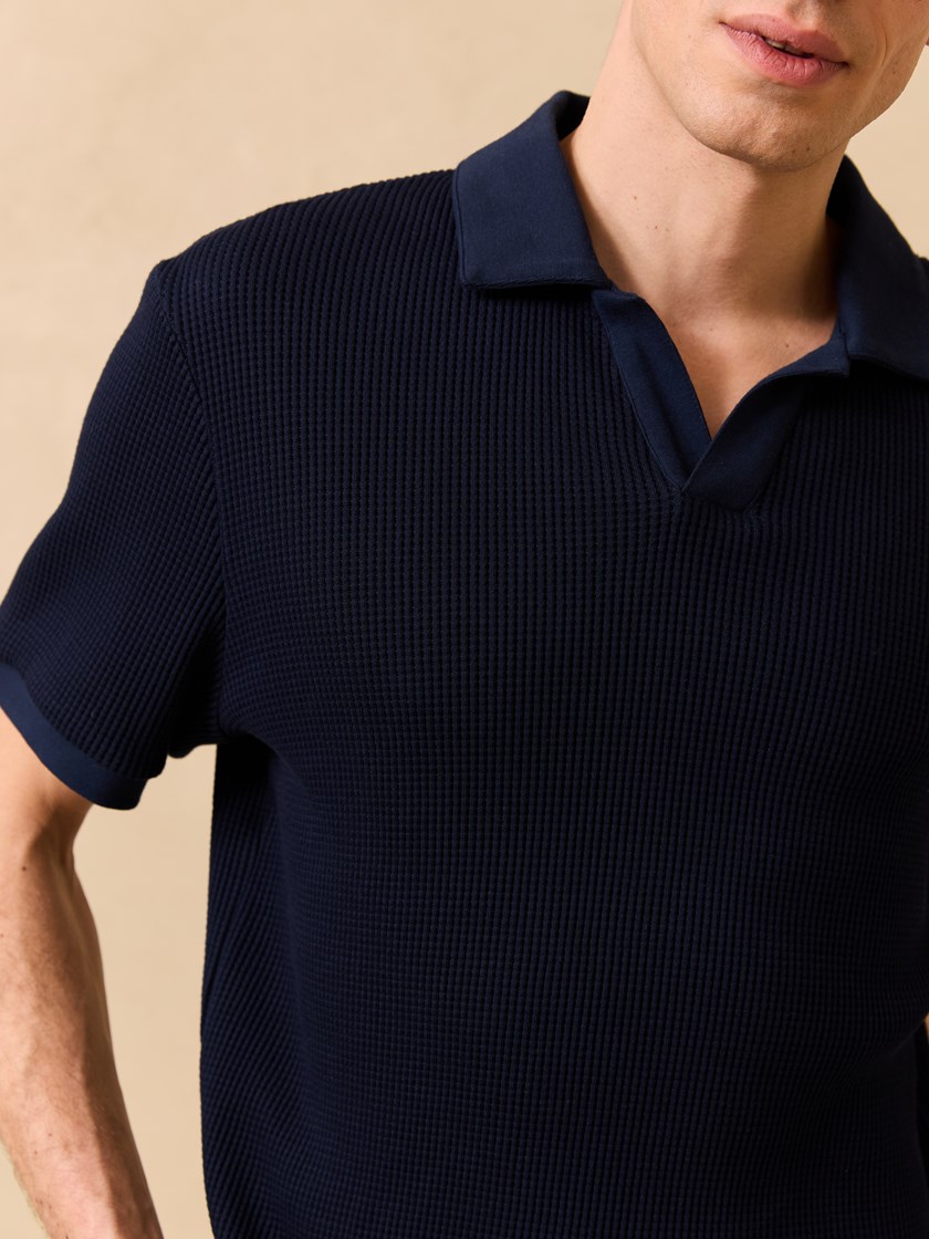 7511097 EM6 7511097_EM6-JEANPAUL-H25-Modell-Front_8487_Serge polo EM6_Serge polo EM6 7511097.jpg_Front