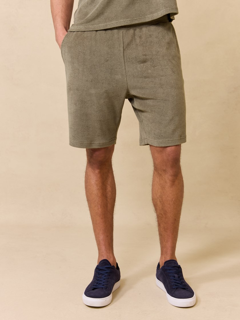 7511100 AFP 7511100_AFP-JEANPAUL-S25-Modell-Front (3)_Quentin terry shorts AFP.jpg_