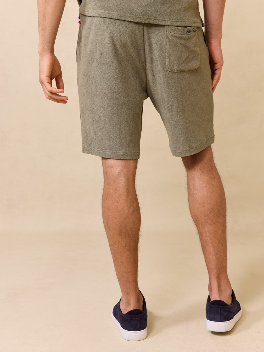 7511100 AFP 7511100_AFP-JEANPAUL-S25-Modell-Front (4)_Quentin terry shorts AFP.jpg_