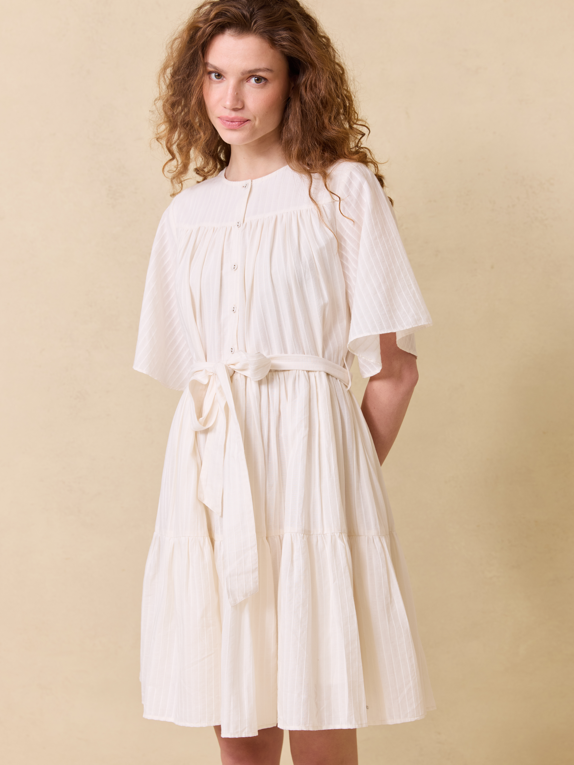 ミルク様 Miranda kjole Antique White | MATCH nettbutikk