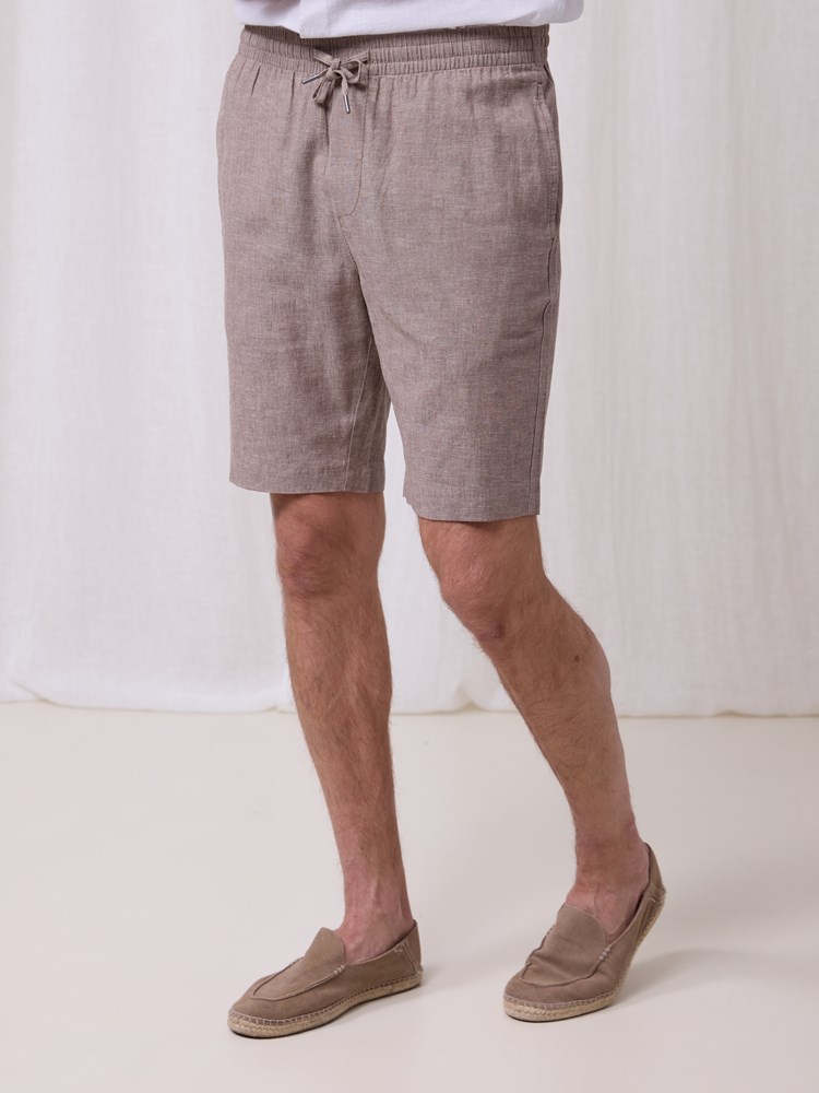 Mike shorts i linmiks 7511127_AES-REDFORD-H25-Modell-Front_chn=match_1835_Mike shorts AES_Mike shorts i linmiks AES.jpg_Front||Front