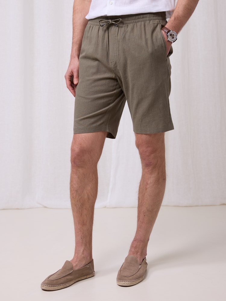 Mike shorts i linmiks 7511127_I5Z-REDFORD-H25-Modell-Front_chn=match_141_Mike shorts I5Z_Mike shorts i linmiks I5Z.jpg_Front||Front