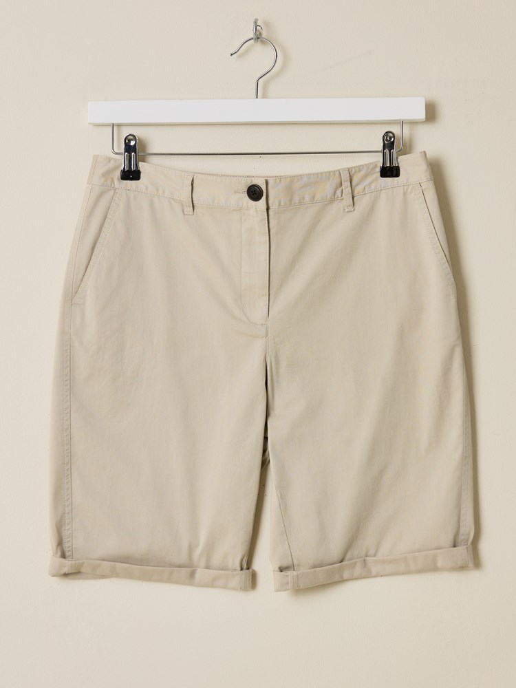 Cerise shorts 7511161_I3O-JEANPAUL-H25-Front_144_Cerise shorts I3O_Cerise shorts I3O 7511161.jpg_Front||Front