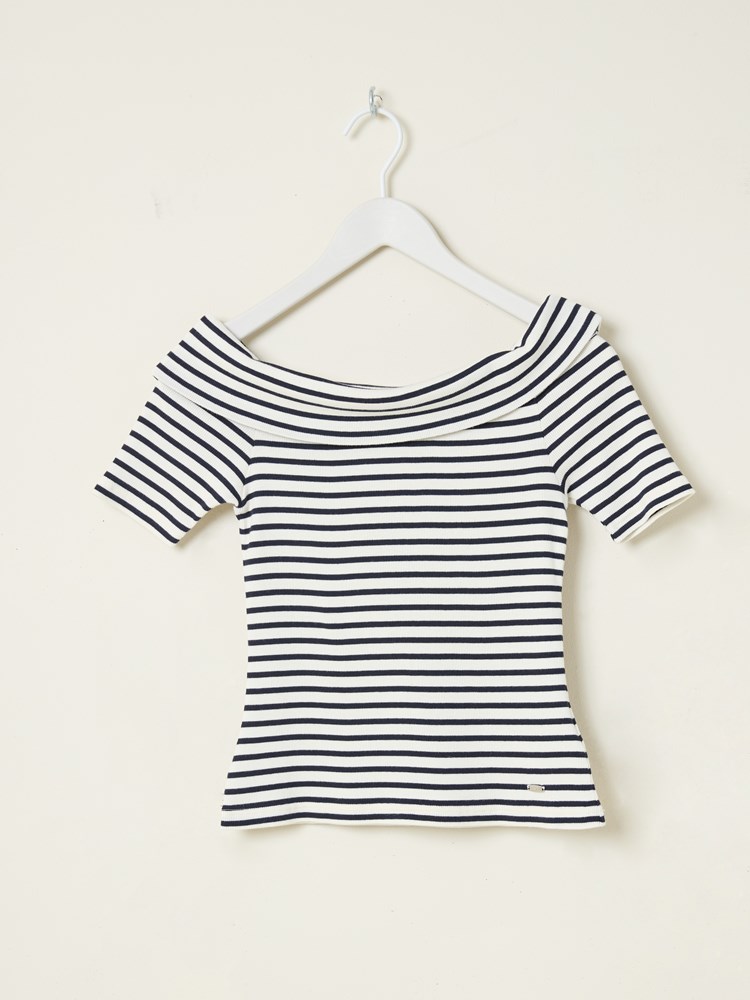 Lena stripete topp 7511206_EM6-JEANPAUL-H25-Front_2603_Lena stripete topp EM6_Lena stripete topp EM6 7511206.jpg_