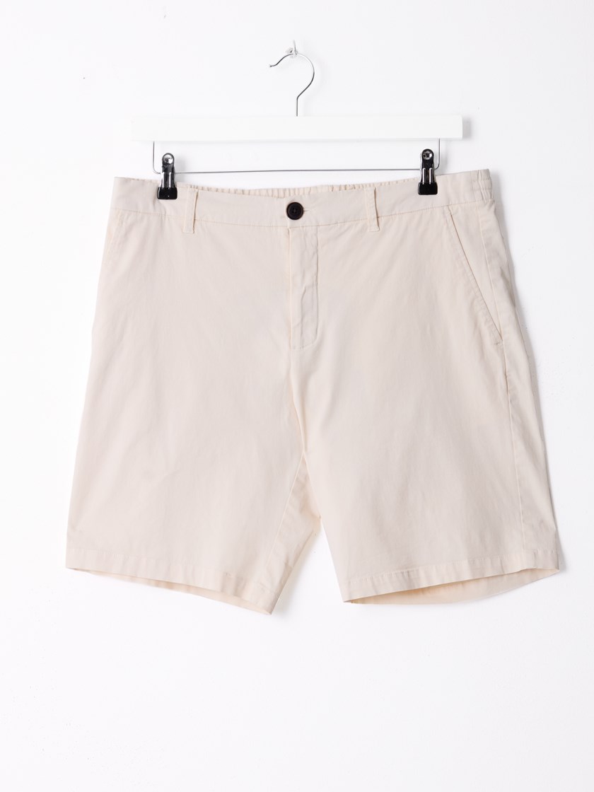 7511220 O62 7511220_O62-JEANPAUL-H25-Front_5242_Enzo shorts.jpg_Front||Front