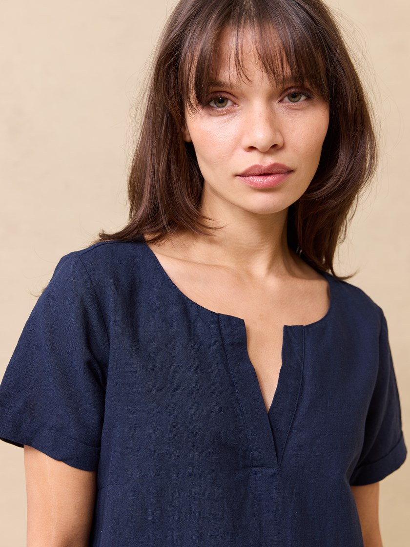 7511290 EM6 7511290_EM6_Jean Paul_Odila Linen Kjole_H25 (1)_Odila kjole EM6.jpg_