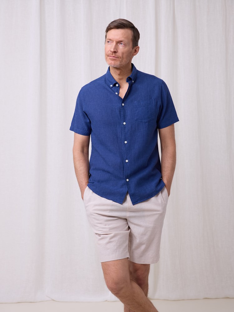 Elia skjorte 7511324_EGV-REDFORD-H25-Modell-Front_chn=match_2876.jpg_Front||Front