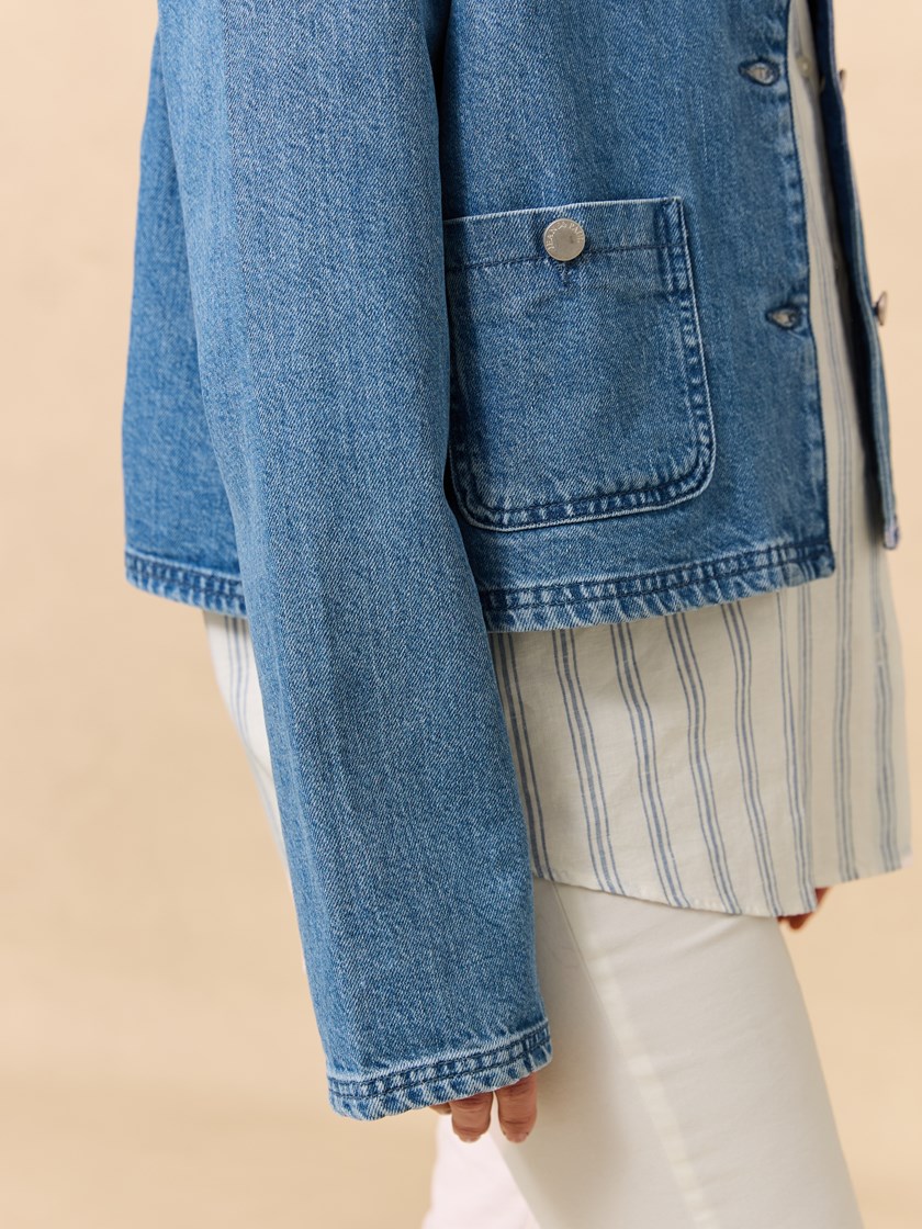 7511438 D05 7511438_D05-JEANPAUL-H25-Front_5860_Betty denimjakke_Betty denimjakke D05.jpg_Front||Front