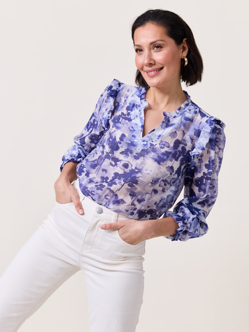 7511464 EGD 7511464_EGD-MARIEPHILIPPE-S25-Modell-Front_chn=match_604_Julie bluse EGD.jpg_Front