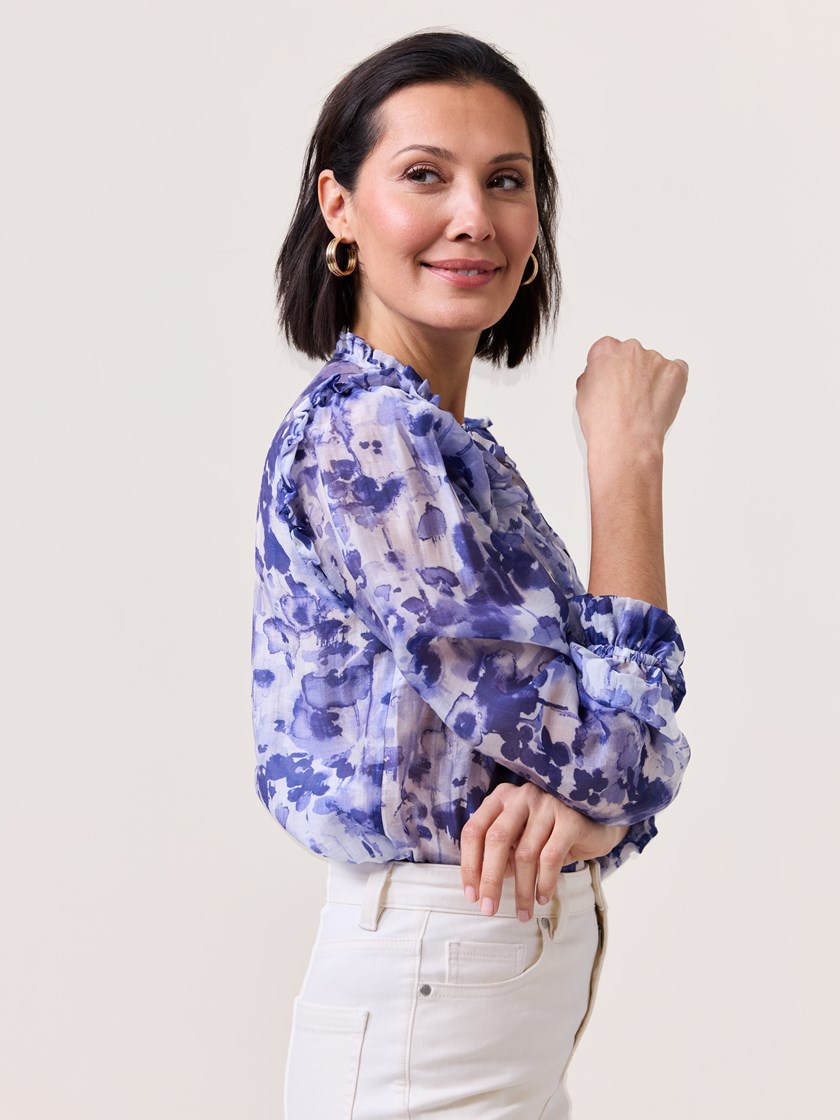 7511464 EGD 7511464_EGD-MARIEPHILIPPE-S25-Modell-Front_chn=match_8966_Julie bluse EGD.jpg_Front