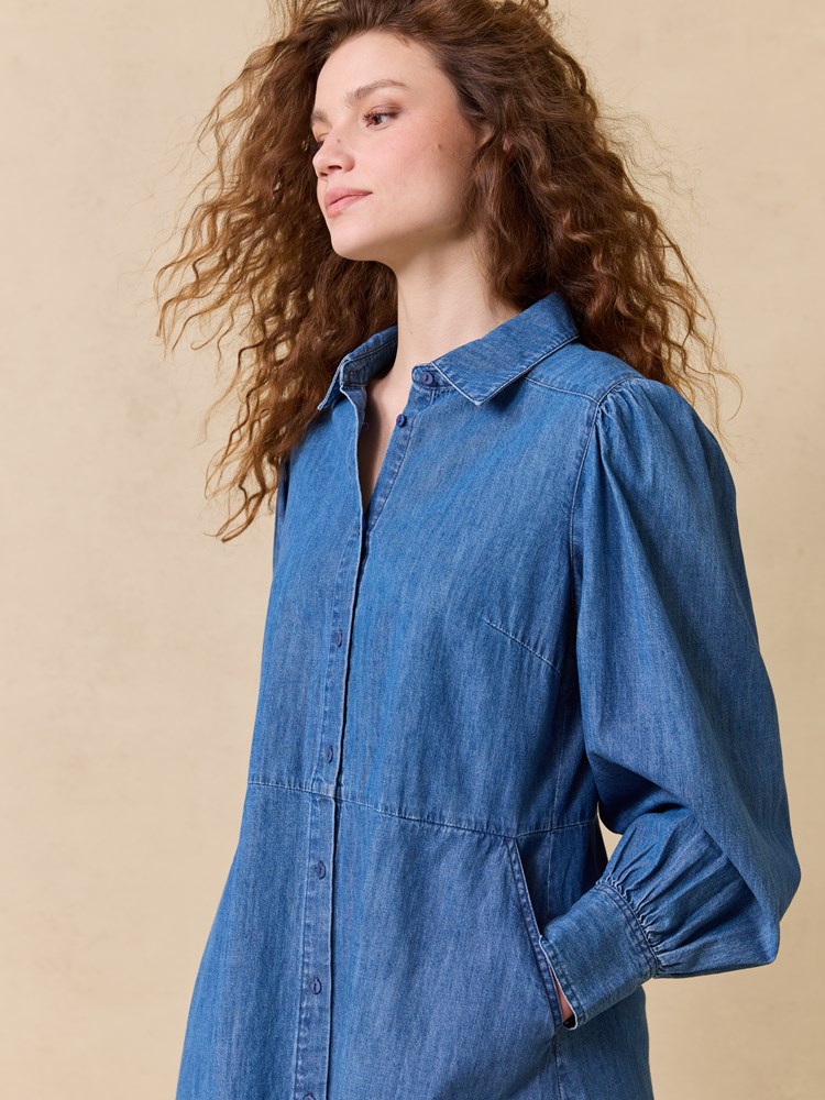 Cindy kjole 7511480_ECL-JEANPAUL-S25-Modell-Front_4984_Cindy kjole ECL 7511480.jpg_Front||Front