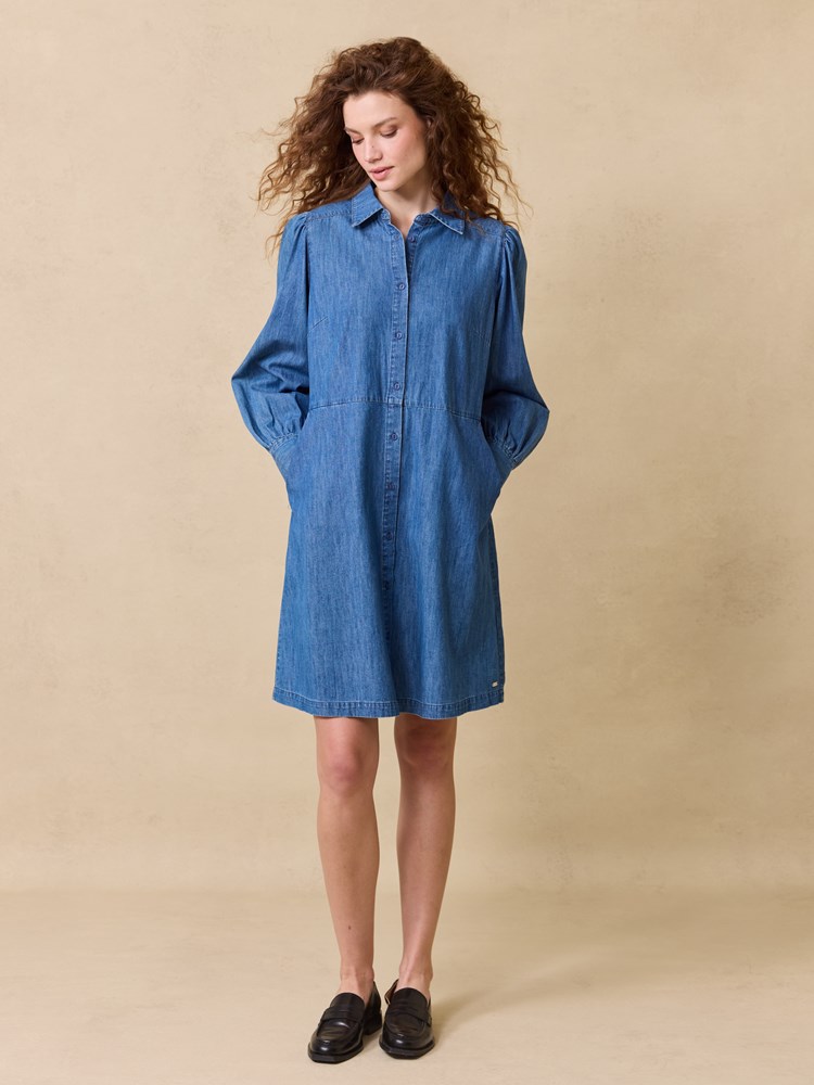 Cindy kjole 7511480_ECL-JEANPAUL-S25-Modell-Front_9544_Cindy kjole ECL 7511480.jpg_Front||Front