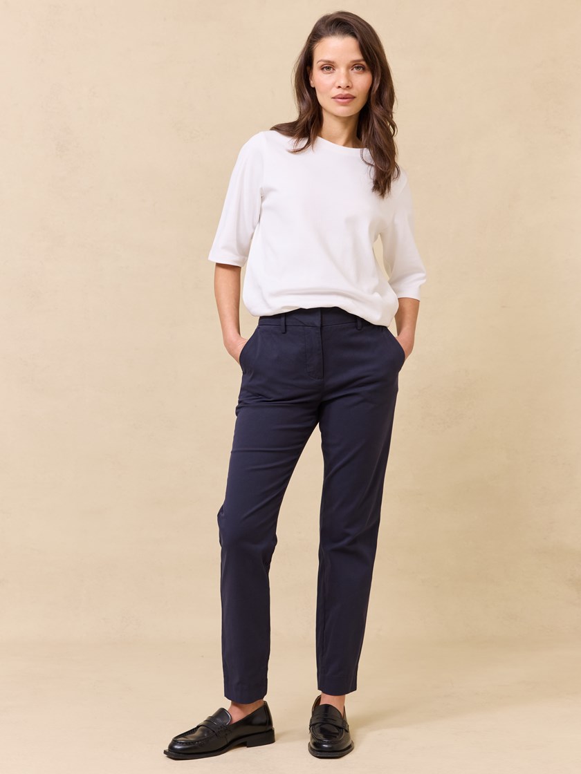 7511482 EM6 7511482_EM6_Jean Paul_Caroline Chinos_S25 (5)_Caroline chino EM6.jpg_