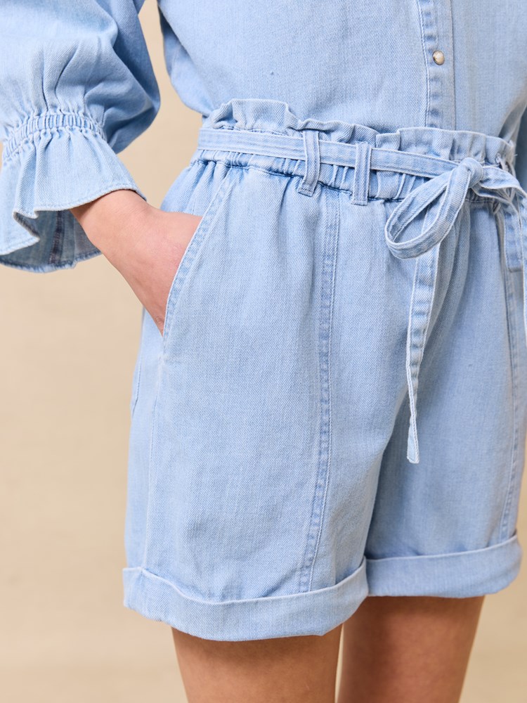 Smilla denimshorts 7511528_ECC_Jean Paul_Smilla Denim Bluse_H25 (3)_Smilla denimshorts ECC_Smilla denimshorts ECC 7511499.jpg_