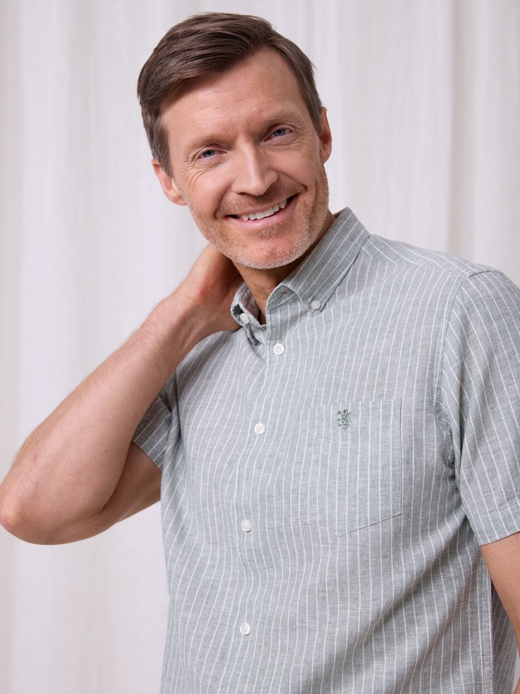 Elia stripete skjorte 7511546_GIY-REDFORD-H25-Modell-Front_chn=match_937.jpg_Front||Front