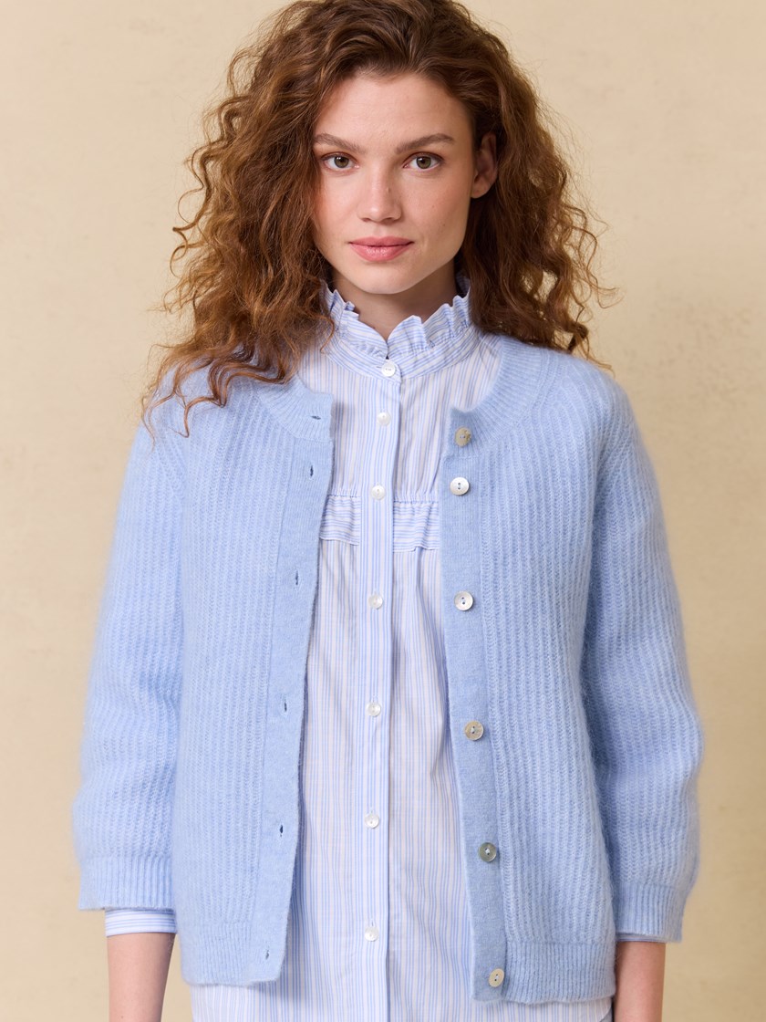 7511559 EN3 7511559_Jean Paul_Henny Cardigan_Pre_A25 (8)_Henny cardigan EN3.jpg_