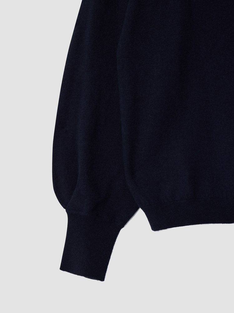 Olea genser 7511624_EM6-MARIEPHILIPPE-A25-Front_6415.jpg_Front