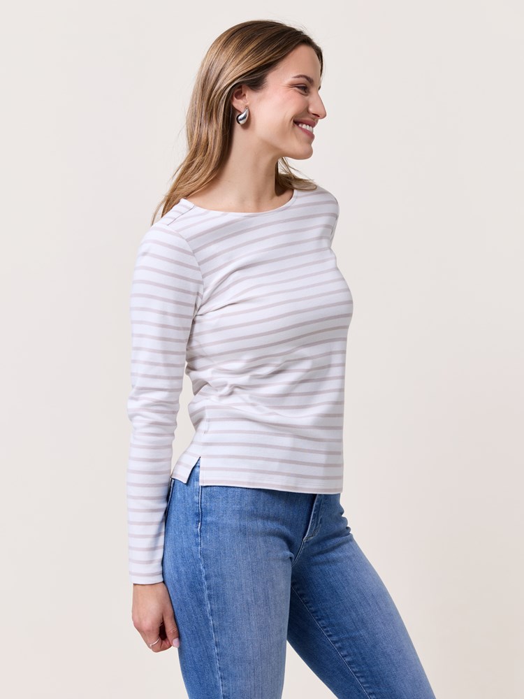 Sienna topp 7511657_A9S-VAVITE-S25-Modell-Right_chn=match_6596_Sienna topp A9S_Sienna topp A9S 7511657.jpg_Right||Right