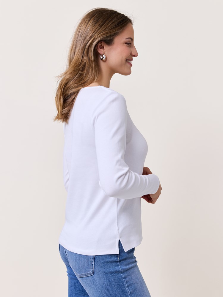 Sienna topp 7511657_O79-VAVITE-S25-Modell-Right_chn=match_5855_Sienna topp O79_Sienna topp O79 7511657.jpg_Right||Right