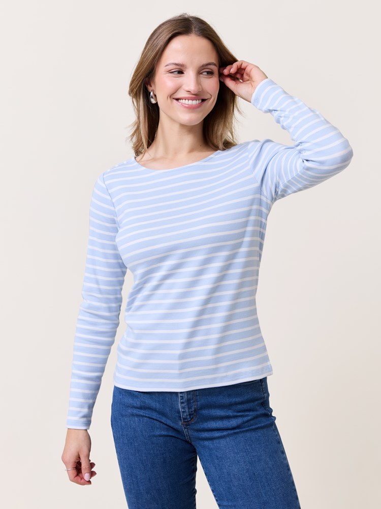 Sienna topp 7511657_S48-VAVITE-S25-Modell-Front_chn=match_5105_Sienna topp S48_Sienna topp S48 7511657.jpg_Front