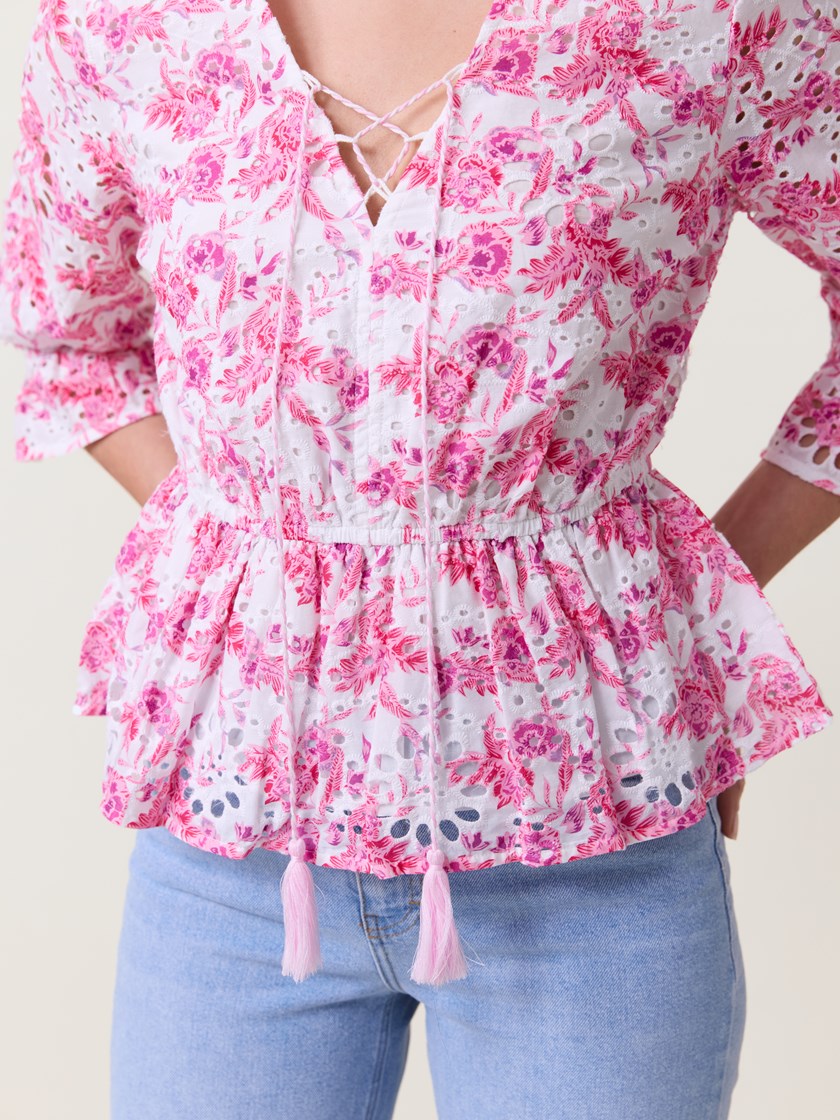 7511681 MRA 7511681_MRA-MARIEPHILIPPE-H25-Modell-Front_chn=match_6305_Cindy bluse MRA.jpg_Front||Front