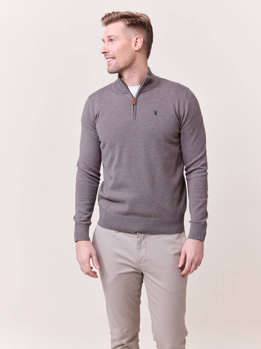 7511695 AN9 7511695_AN9-REDFORD-S25-Modell-Front_chn=match_8433_Bradley zip genser AN9.jpg_Front||Front