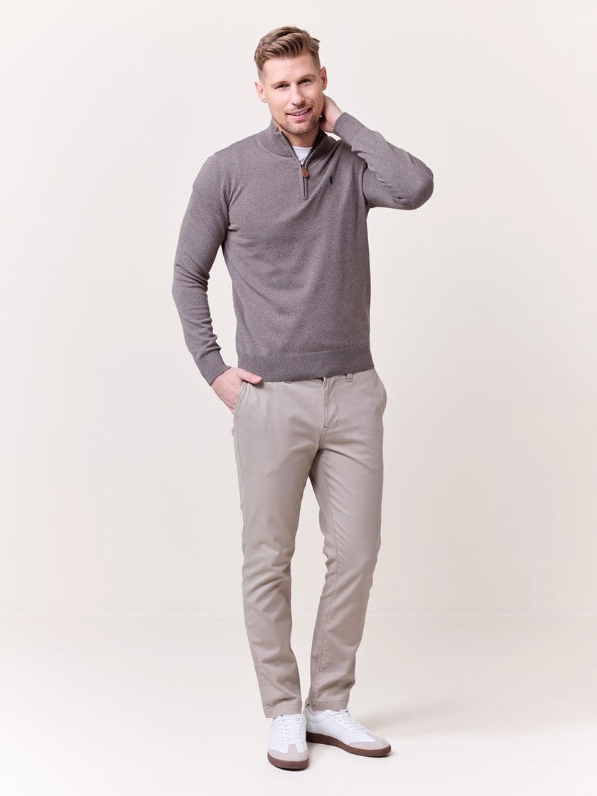 7511695 AN9 7511695_AN9-REDFORD-S25-Modell-Front_chn=match_8731_Bradley zip genser AN9.jpg_Front||Front
