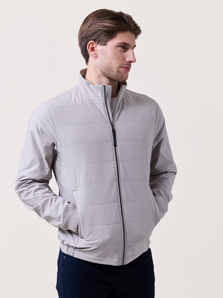 Sorrento jakke 7511697_I4P-MARIOCONTI-S25-Modell-Front_chn=match_5956_Sorrento jakke I4P_Sorrento jakke I4P 7511697.jpg_Front