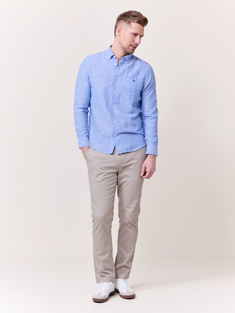 Elia skjorte i linmiks 7511702_EN3-REDFORD-S25-Modell-Front_chn=match_3900_Elia skjorte i linmiks EN3_Elia skjorte i linmiks EN3 7511702.jpg_Front||Front