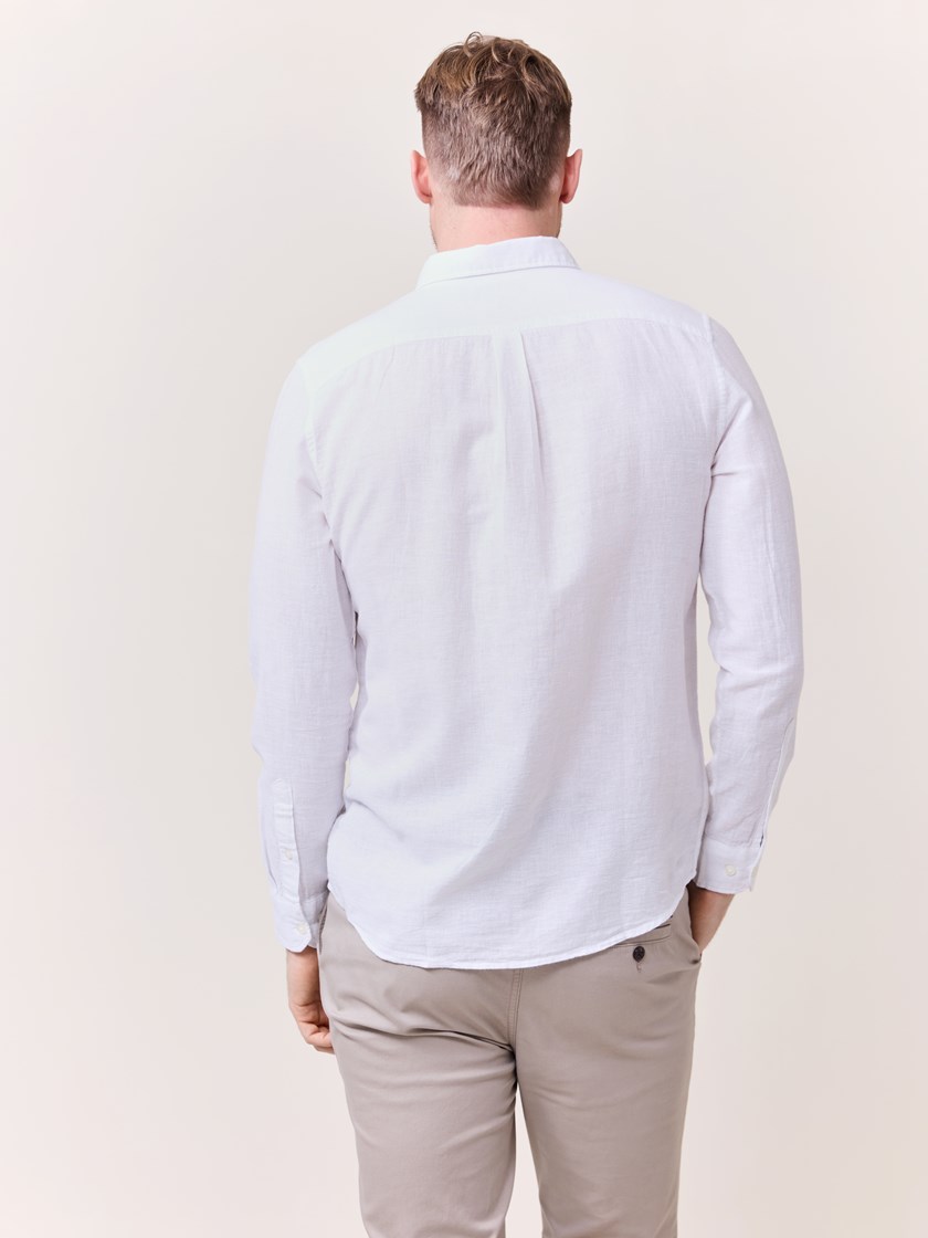 7511702 O68 7511702_O68-REDFORD-S25-Modell-Back_chn=match_4891_Elia skjorte i linmiks O68.jpg_Back||Back