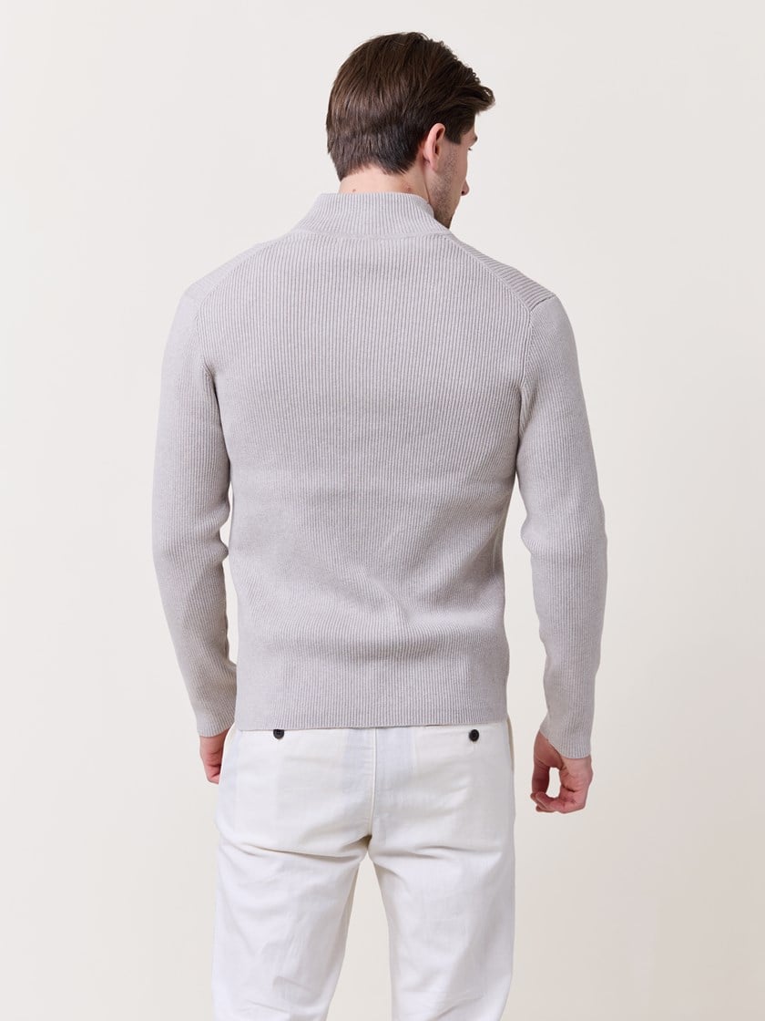 7511747 I4I 7511747_I4I-MARIOCONTI-S25-Modell-Back_chn=match_8510_Bruno zip cardigan I4I.jpg_Back