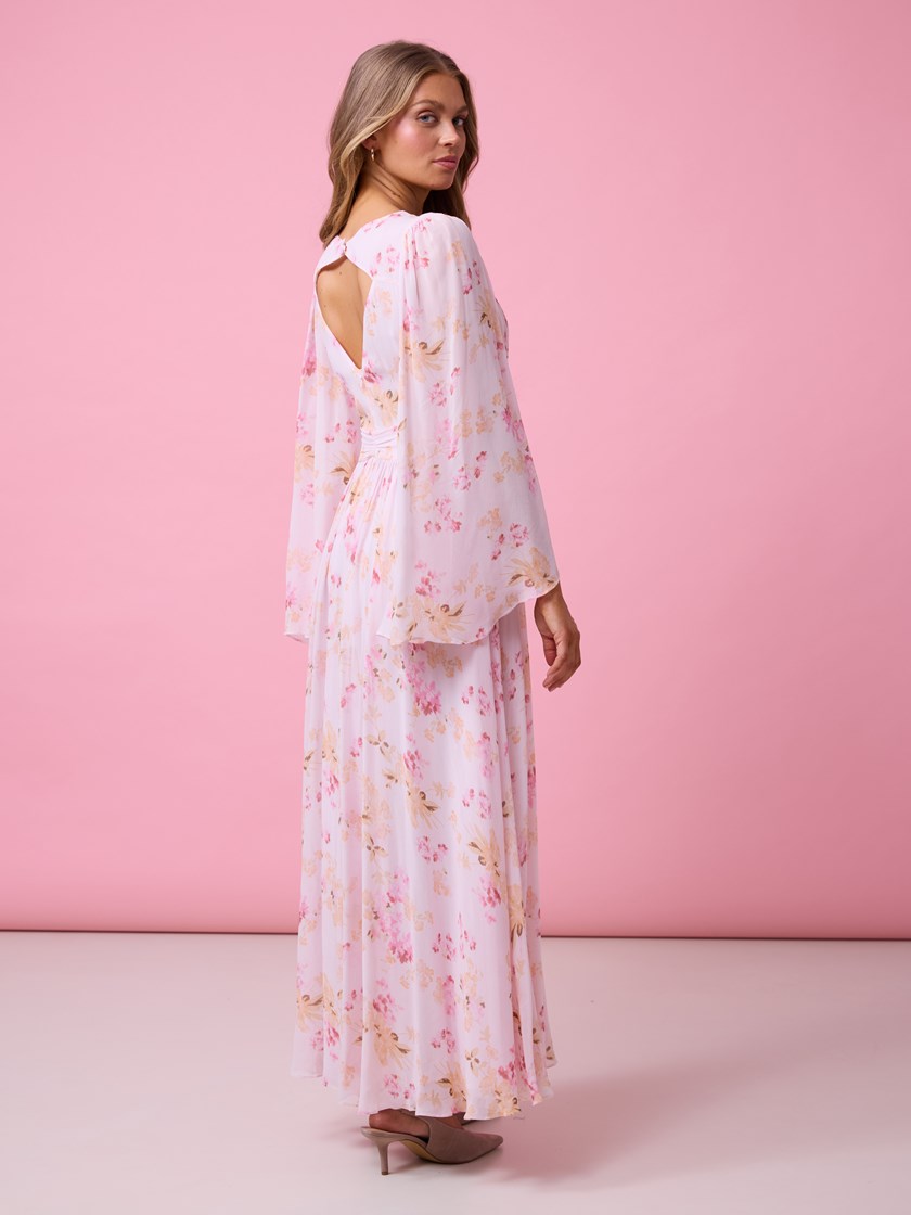 7511775 MGR 7511775_MGR-DONNA-H25-Modell-Front_chn=match_2621_Chamomile kjole MGR.jpg_Front||Front