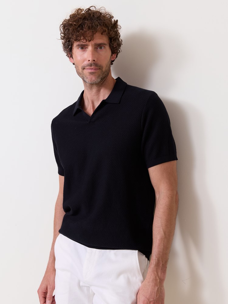 Franco strikket polo 7511778_C28-MARIOCONTI-H25-Modell-Front_chn=match_8225_Franco strikket polo C28_Franco strikket polo C28 7511778.jpg_Front||Front