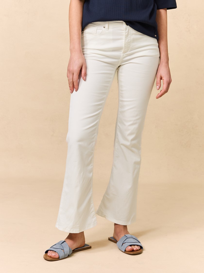 7511781 O68 7511781_O68-JEANPAUL-H25-Front (3)_Sabine cropped flared color O68_Sabine cropped flared color O68 7511781.jpg_