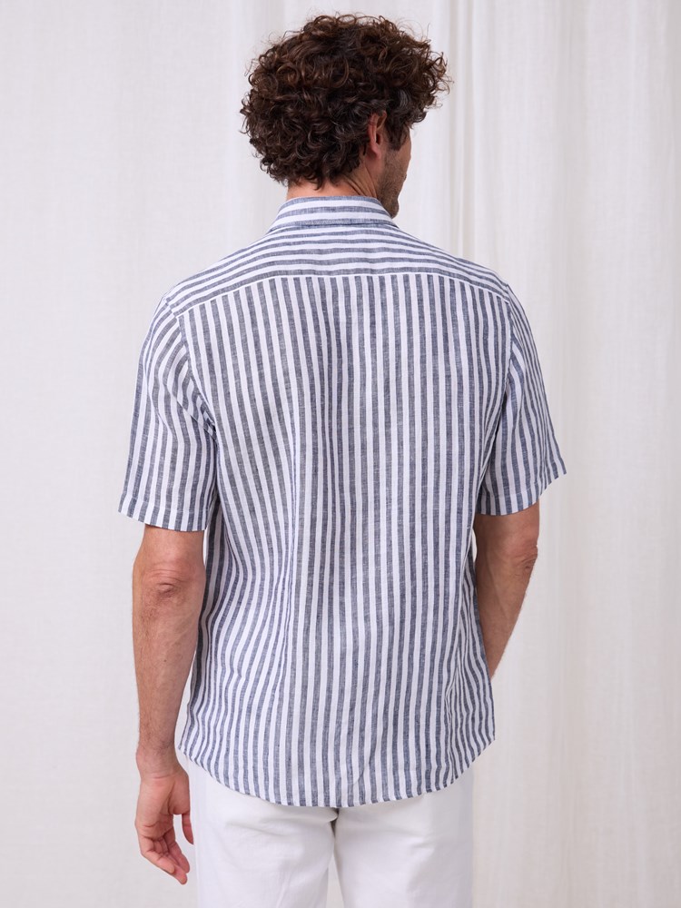 Boro stripete linskjorte 7511833_EN5-MARIOCONTI-H25-Modell-Front_chn=match_3700_Boro stripete linskjorte EN5_Boro stripete linskjorte EN5 7511833.jpg_Front||Front