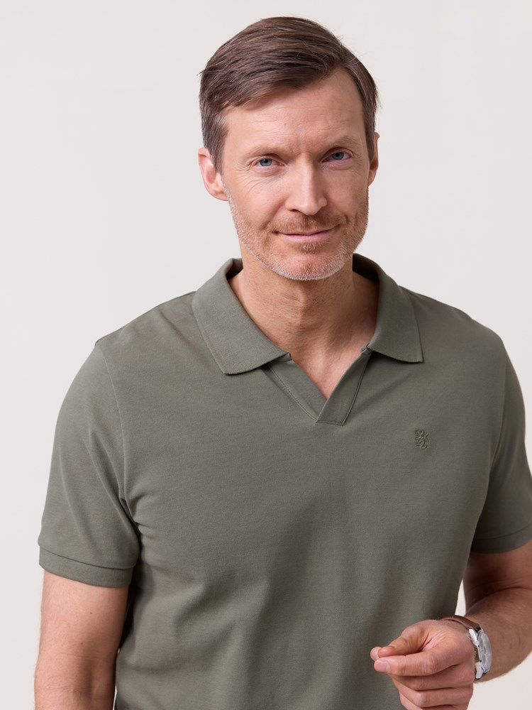 Jacob pique 7511870_I6U-REDFORD-H25-Modell-Front_chn=match_3769.jpg_Front||Front
