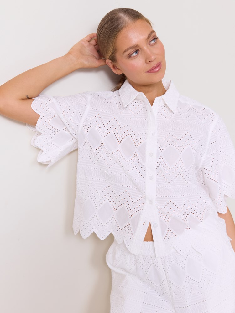 Jasmine skjorte 7511881_O68-DONNA-H25-Modell-Front_chn=match_3397_Jasmine skjorte O68.jpg_Front||Front