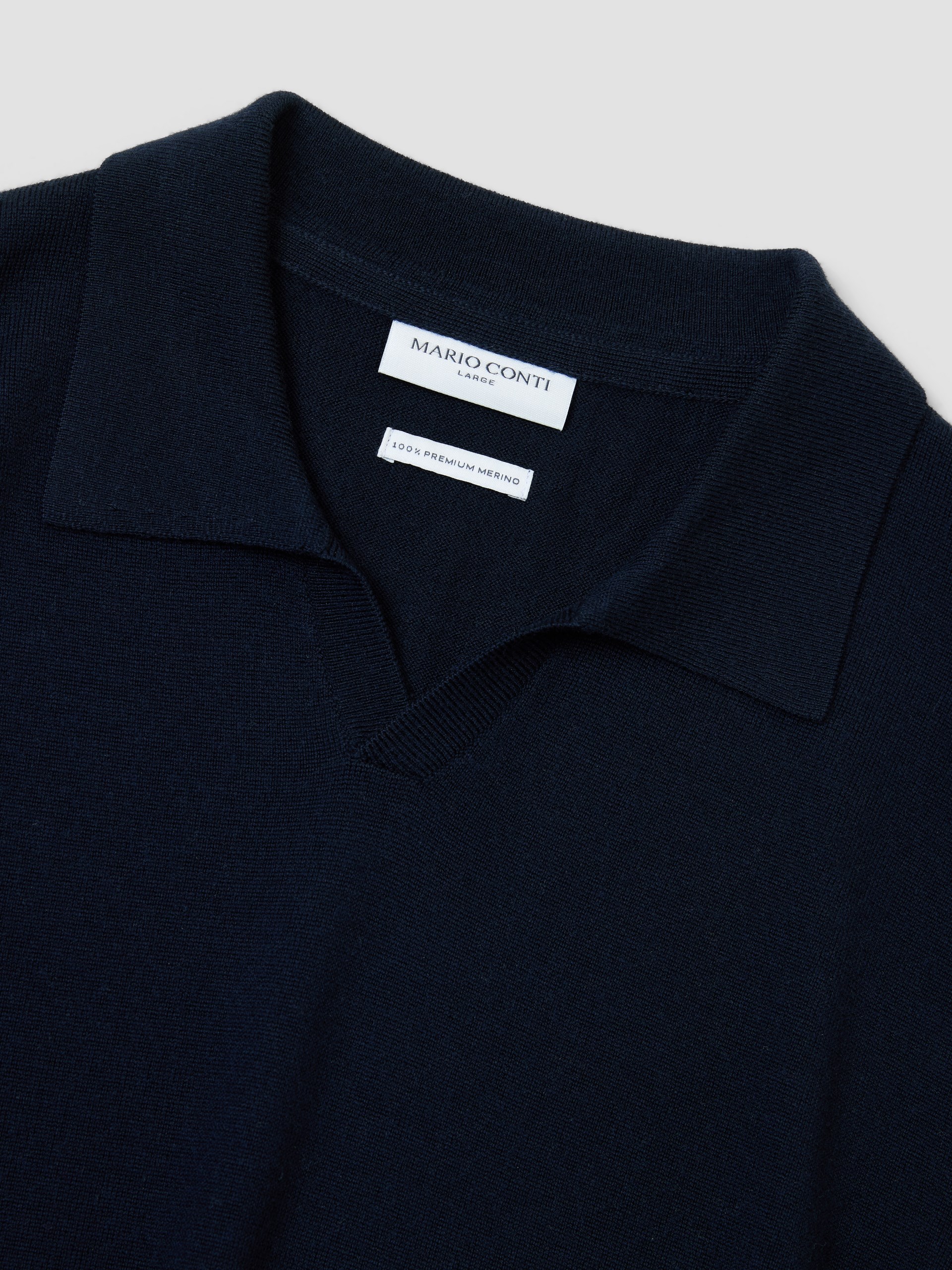 7511897 C27 7511897_C27-MarioConti-A25-front2_Berto merino polo C27.jpg_Front||Front