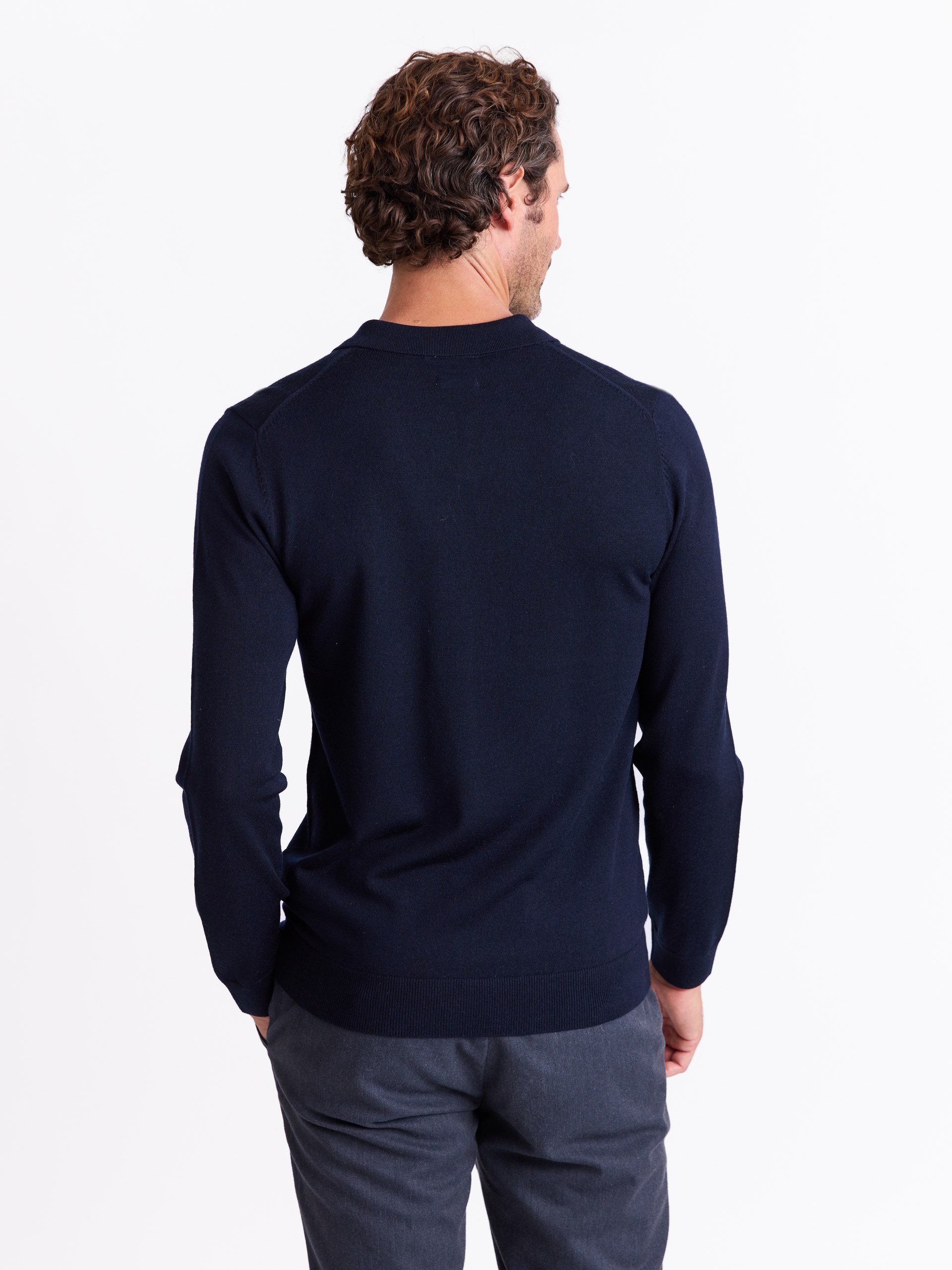 7511897 C27 7511897_C27-MARIOCONTI-A25-Modell-Front_chn=match_1949_Berto merino polo C27.jpg_Front||Front