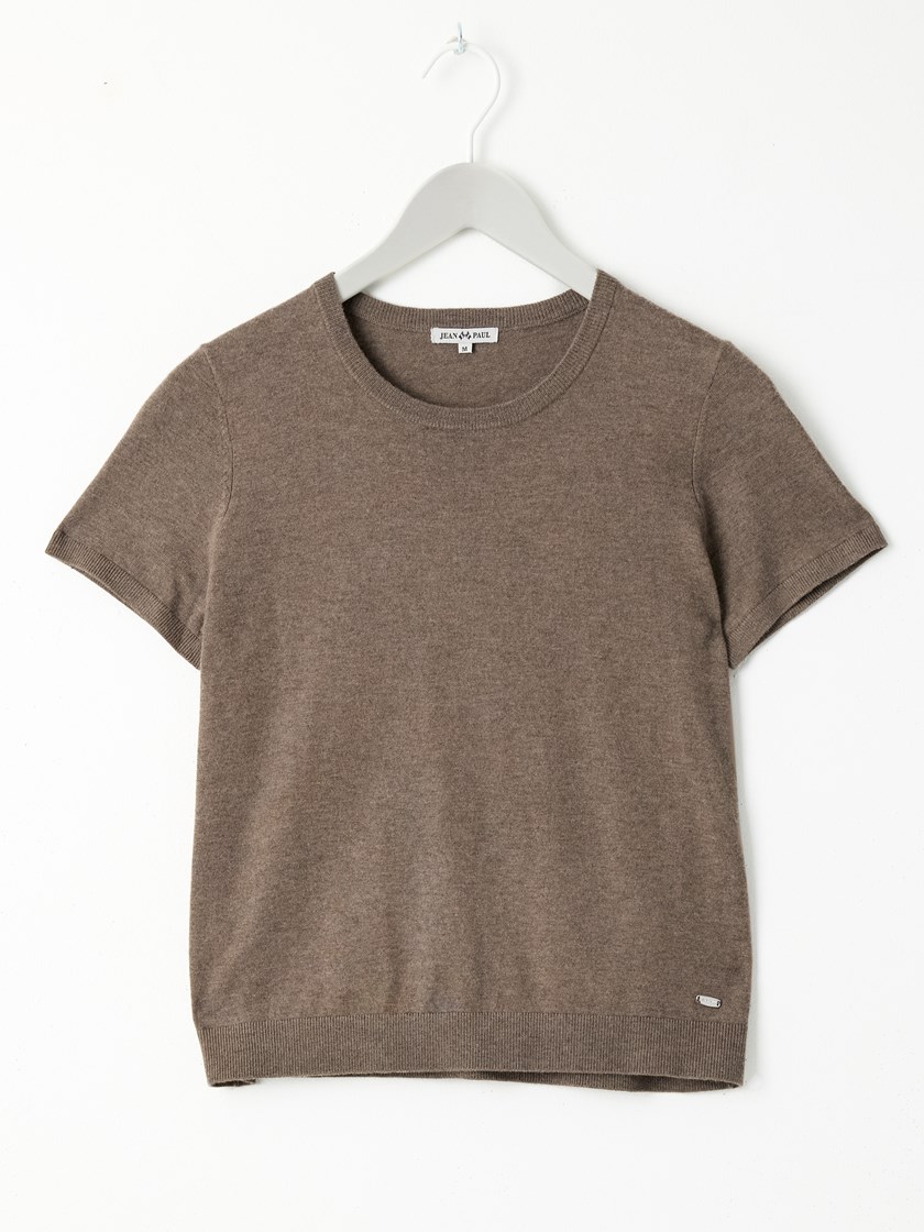 7511983 AGG 7511983_AGG-JEANPAUL-A25-Front_8277_Angie genser AGG.jpg_Front