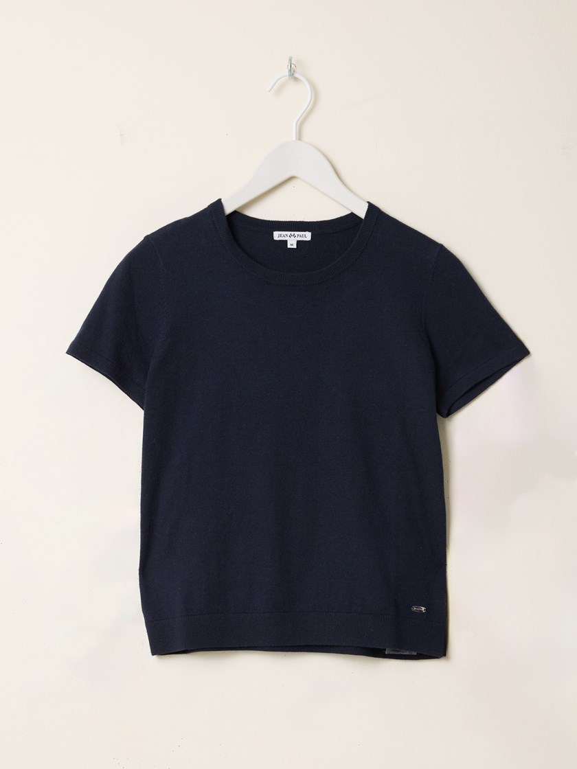 7511983 EM6 7511983_EM6_Jean Paul_Angie Genser_A25 (5).jpg_