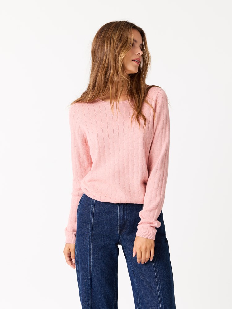 Isadora genser 7511987_ADM-JEANPAUL-W25-Modell-Front_140_Isadora genser ADM_Isadora genser ADM 7511987.jpg_