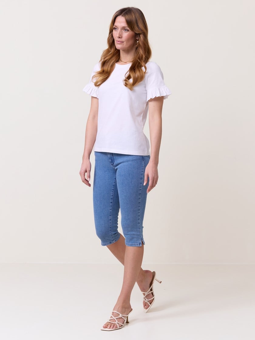 7511992 DAC 7511992_DAC-VAVITE-H25-Modell-Front_chn=match_5070_Sophia denim capri DAC.jpg_Front||Front