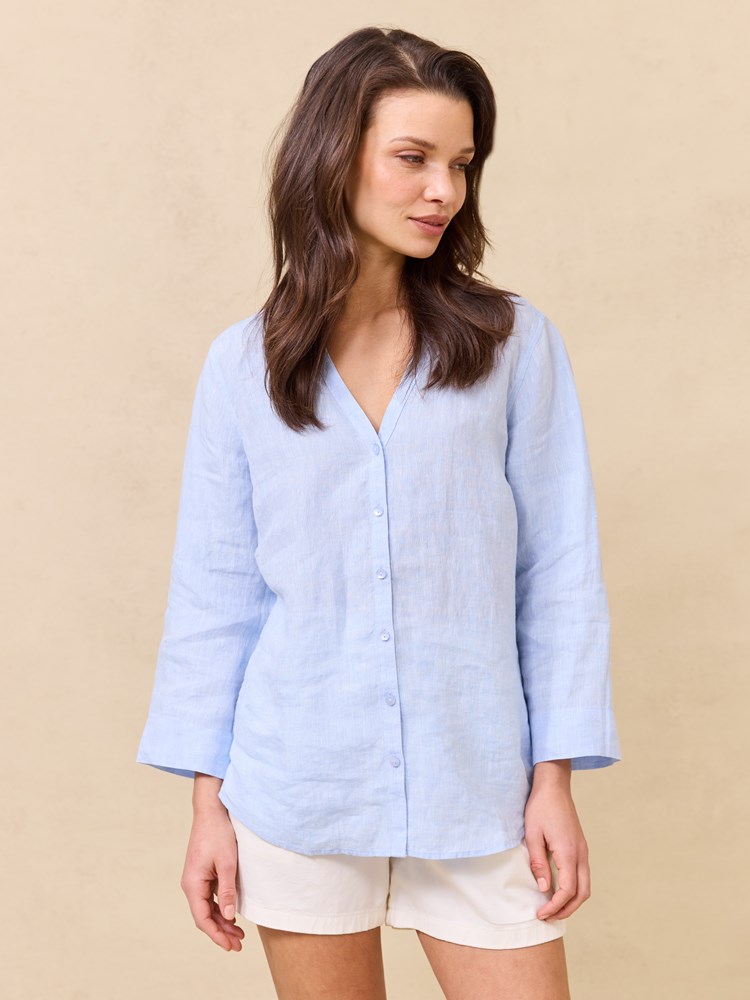 Lucia linbluse 7512141_EN3_Jean Paul_Lucia Linen Bluse_H25 (3)_Lucia linbluse EN3_Lucia linbluse EN3 7512141.jpg_