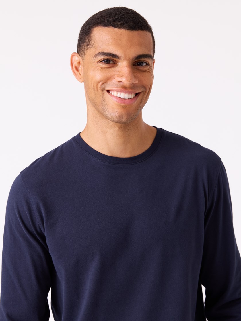 7512170 EM6 7512170_EM6-JEANPAUL-W25-Modell-Front_345_Jonathan genser EM6.jpg_