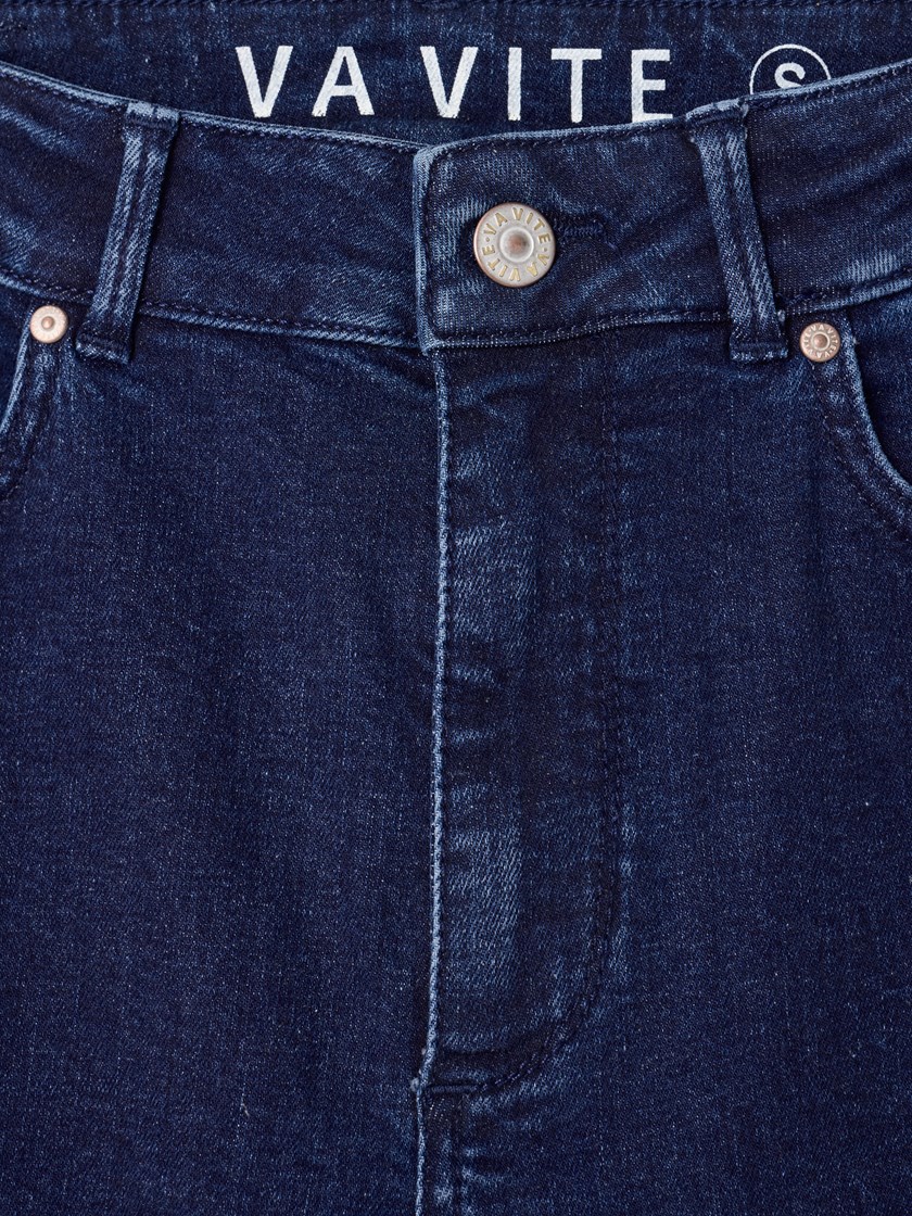 7512195 D05 7512195_D05-VAVITE-A25-Front_1939_Sophia straight stretch jeans D05_Sophia straight stretch jeans D05 7512195.jpg_Front