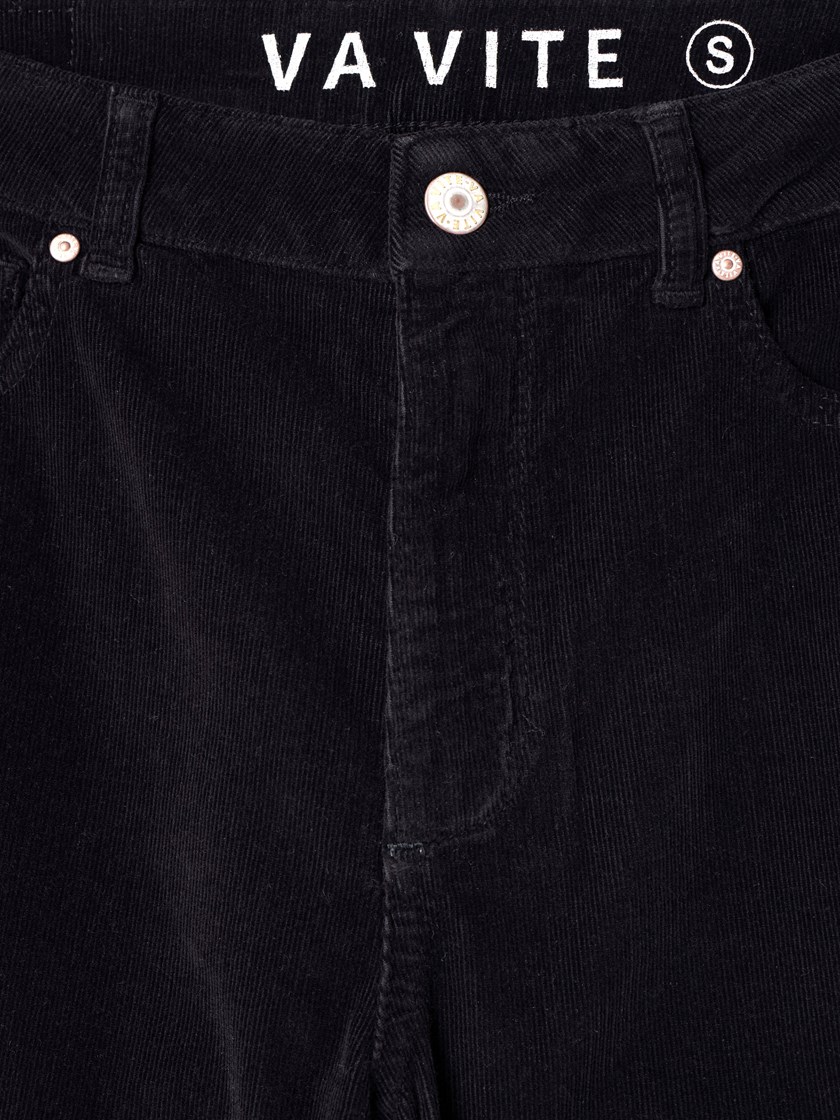 7512197 C18 7512197_C18-VAVITE-A25-Front_8974_Sophia straight cord C18.jpg_Front