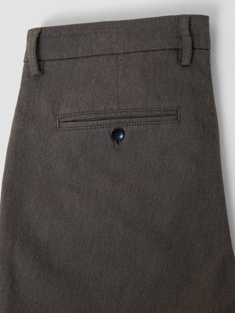 Lorenzo melert chino 7512205_AIQ-MarioConti-A25-front2.jpg_Front